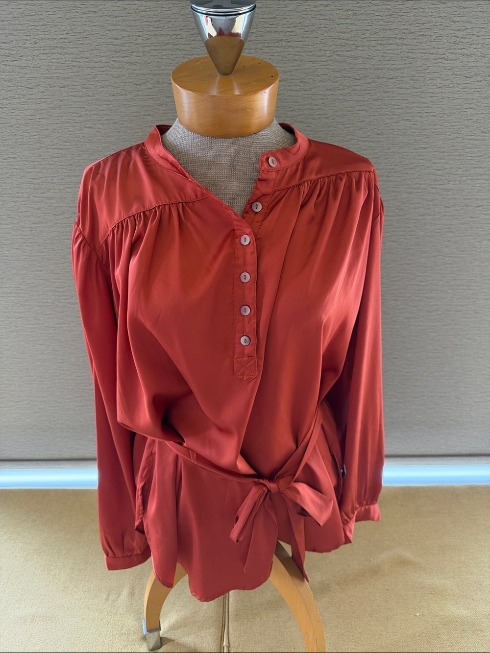 paparazzi Rust Button-Front Tie-Waist Blouse